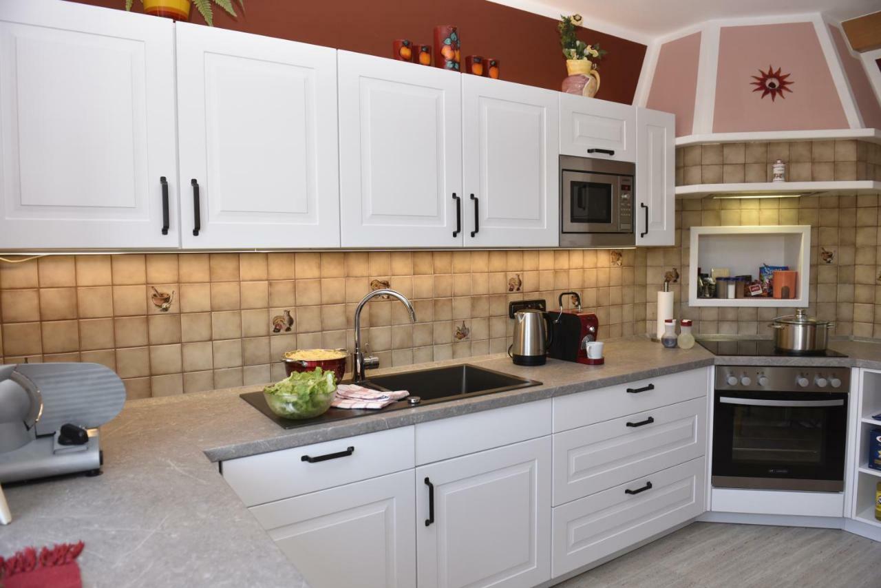 Haus Sonnenschein Mariapfarr Apartman Kültér fotó